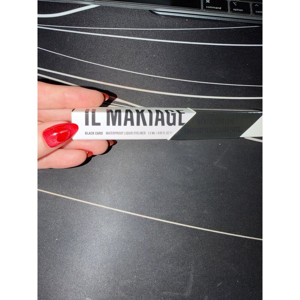 NIB Il Makiage blackcard waterproof liquid eyeliner